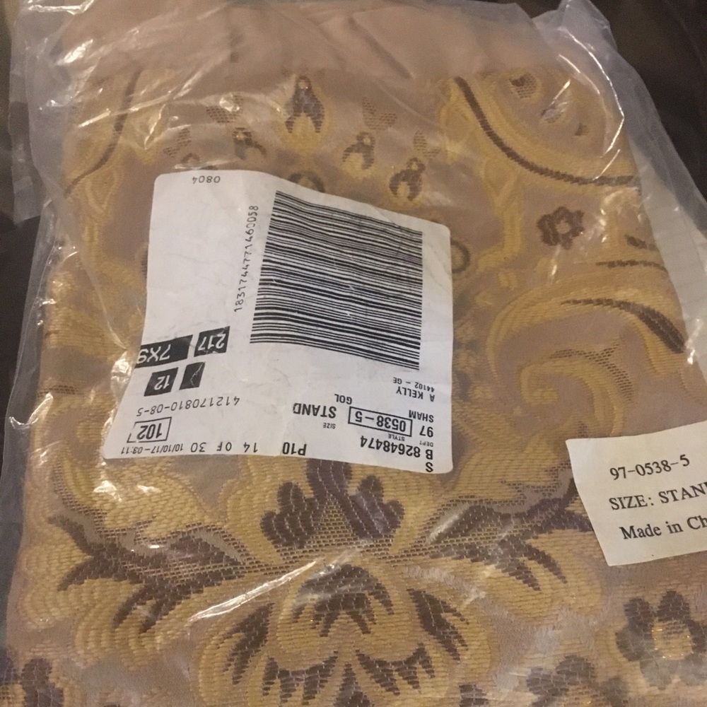 UNBRANDED gold stand sham